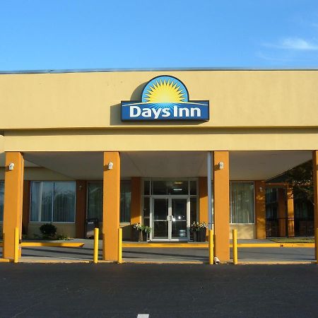 Days Inn By Wyndham Madison Luaran gambar