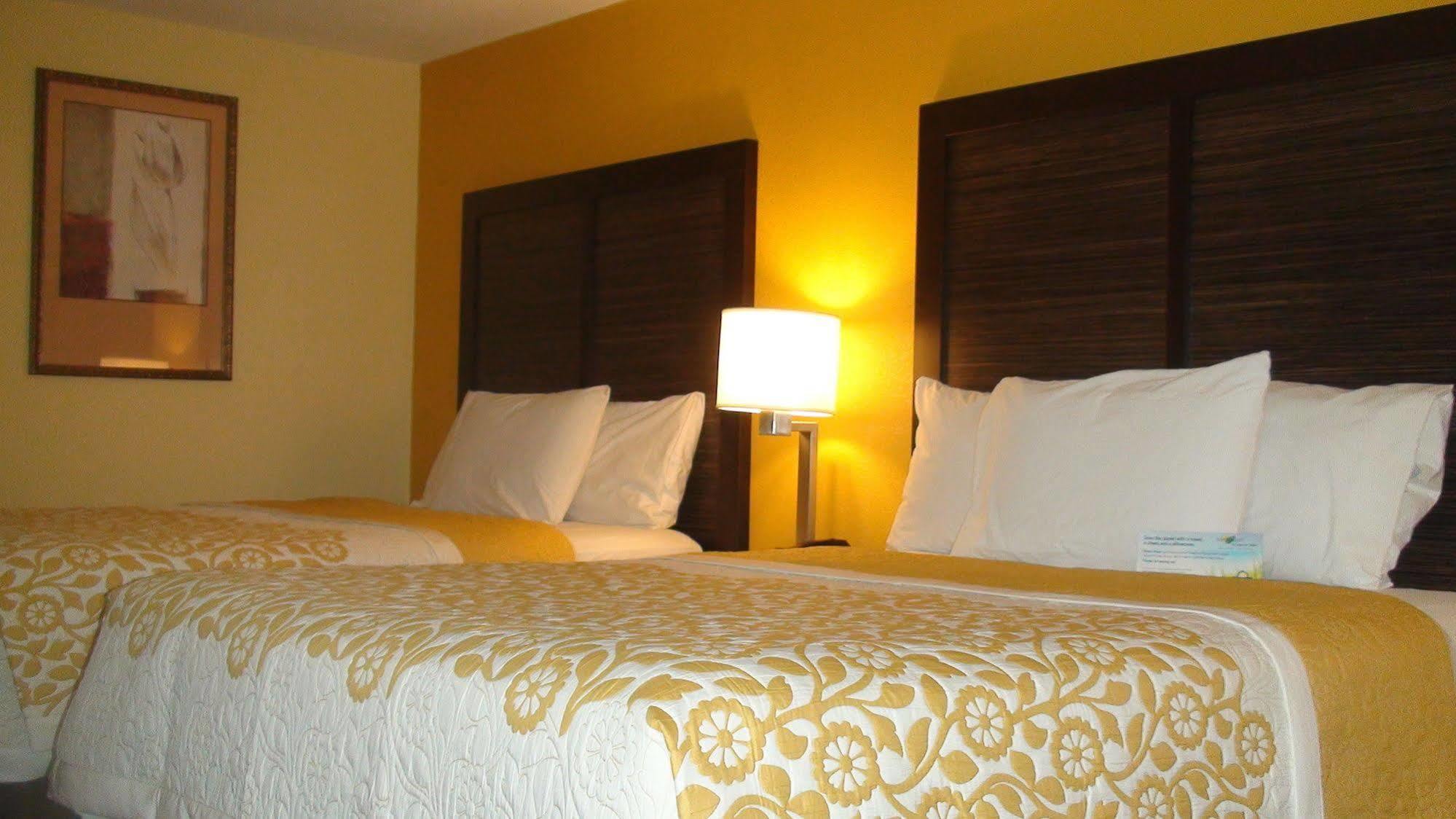 Days Inn By Wyndham Madison Luaran gambar